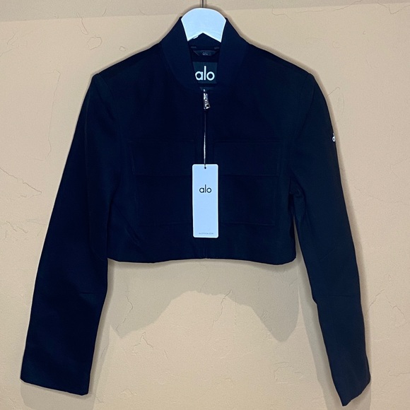 ALO Yoga Midnight Black Cropped Utility Jacket - Picture 7 of 11